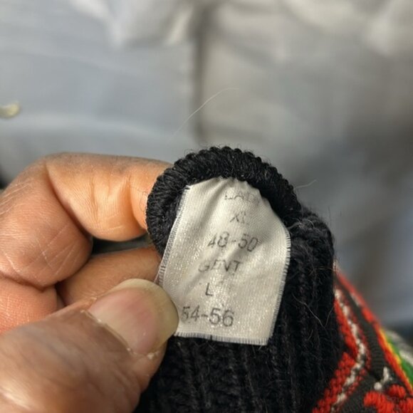 NORDSTRIKK  multi colored 100% Wool cardigan sweater. Unisex Men’s L Women’s  XL - Picture 2 of 10